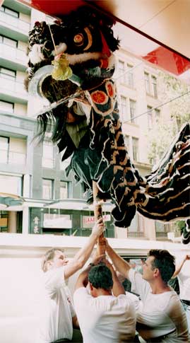 Lion dance in the 00s